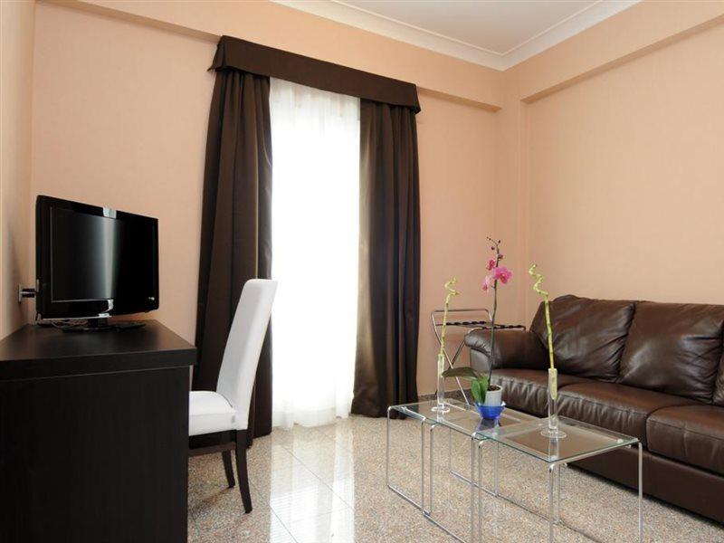 Eh Rome Airport Euro House Hotels Fiumicino Exteriör bild