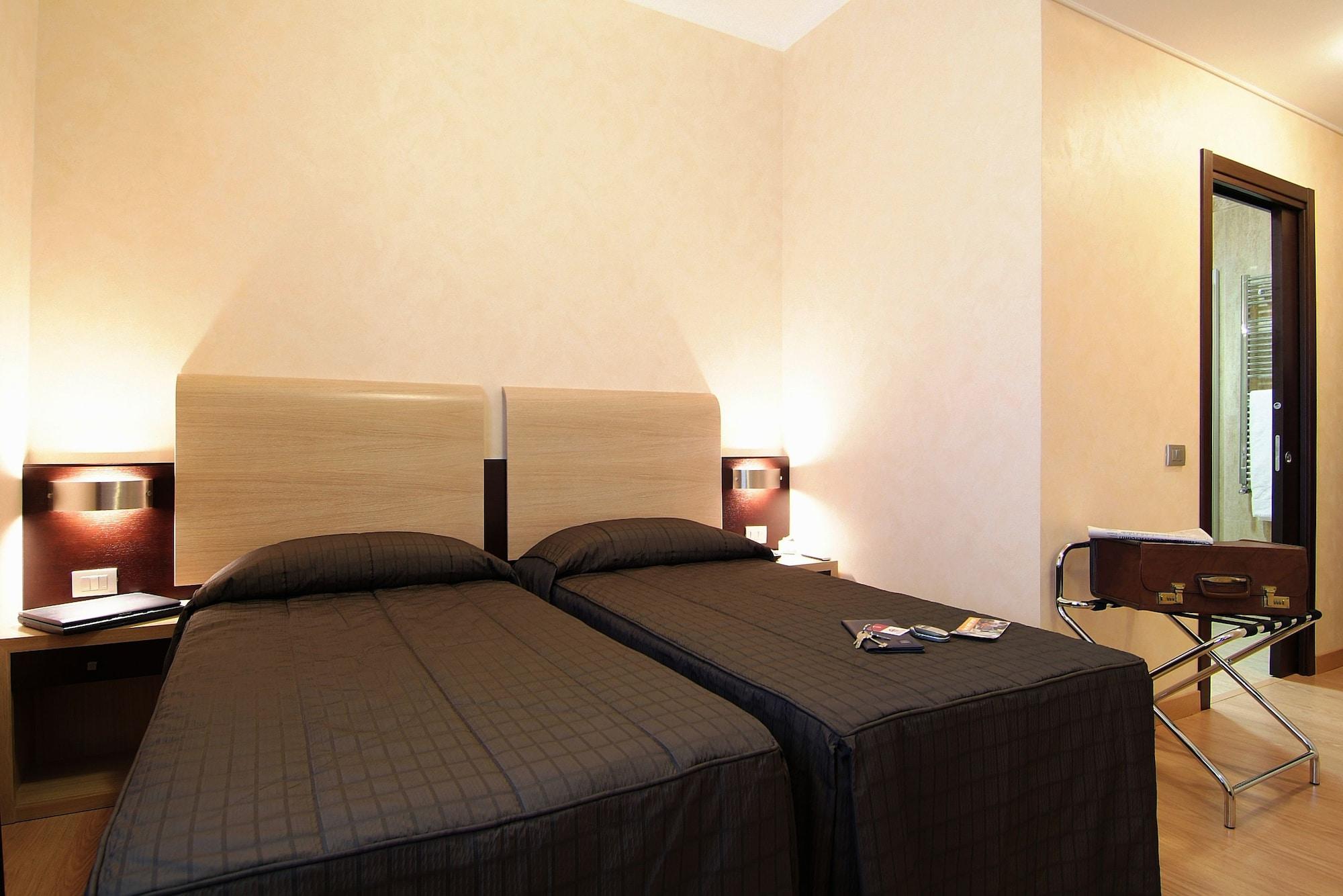Eh Rome Airport Euro House Hotels Fiumicino Exteriör bild
