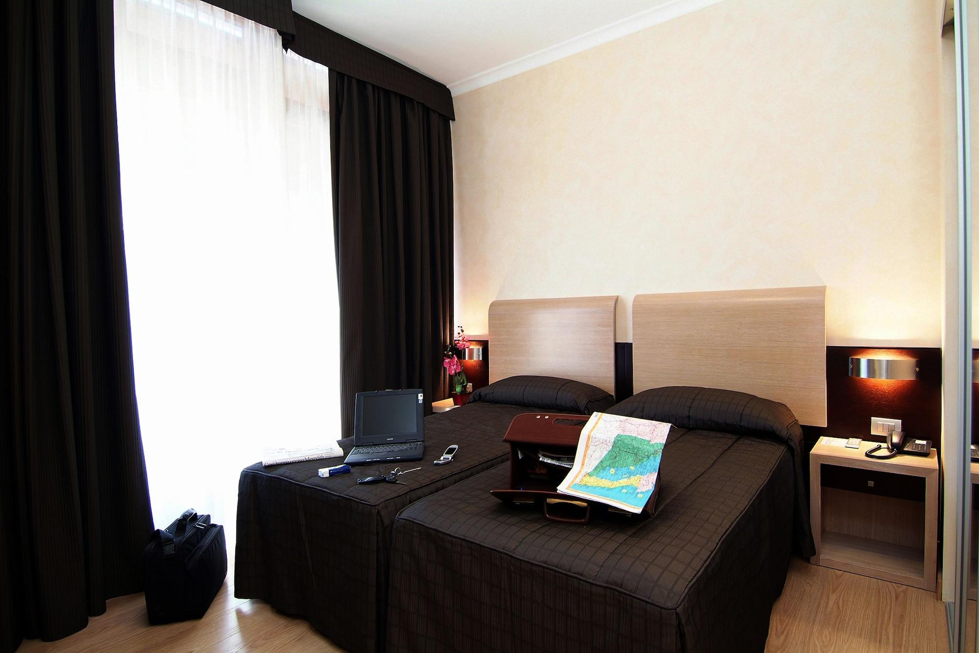 Eh Rome Airport Euro House Hotels Fiumicino Exteriör bild